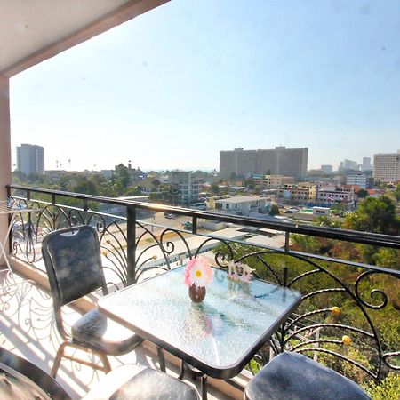 Atlantis Residence ジョムティエンビーチ 部屋 写真